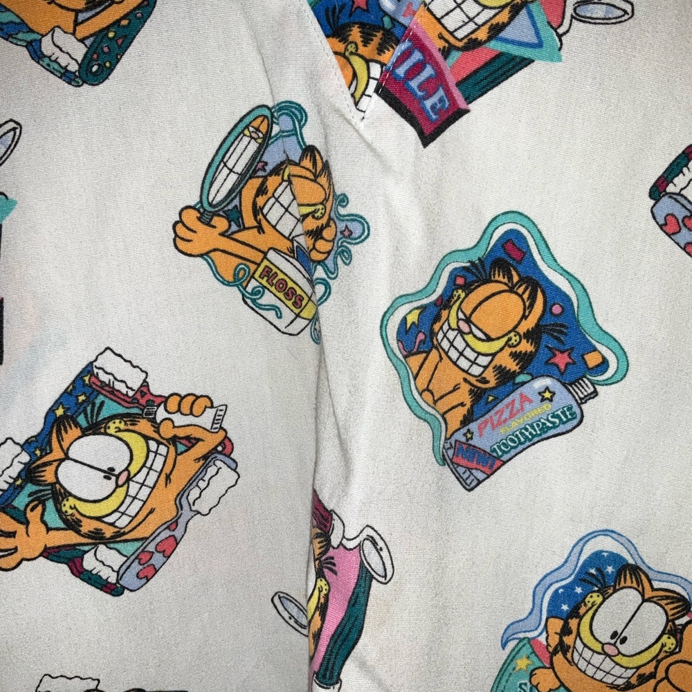 Scrub Top - Picture 2 of 5